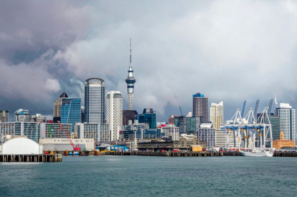 9 Best Countries for Offshore Gold Storage in 2025
